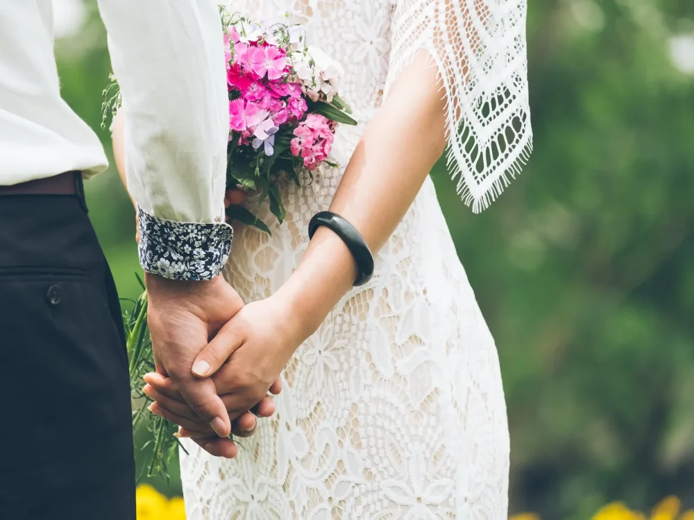 couple hands